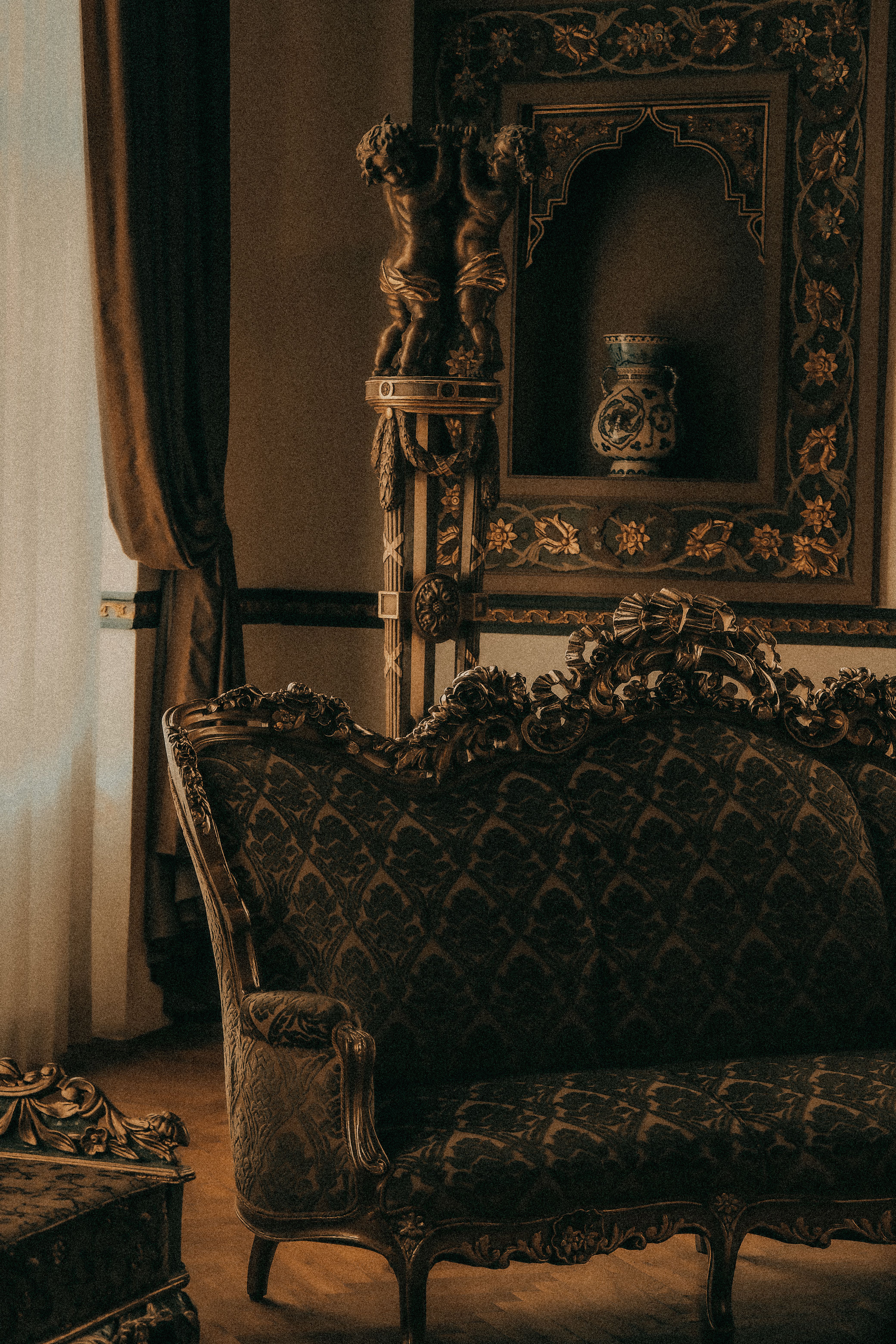Bedroom accent furniture